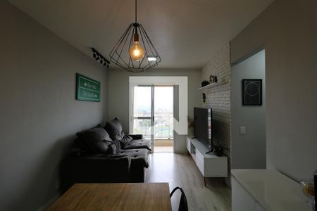 Sala de apartamento para alugar com 2 quartos, 50m² em Vila América, Santo André