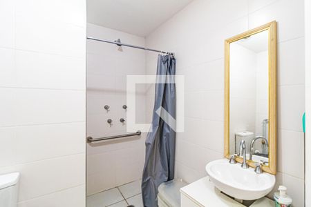 Banheiro de apartamento para alugar com 0 quarto, 30m² em Butantã, São Paulo