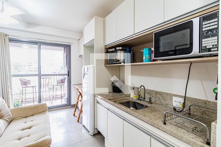 Sala/Quarto/cozinha de apartamento para alugar com 0 quarto, 30m² em Butantã, São Paulo