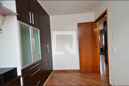 Quarto 1 de apartamento para alugar com 2 quartos, 70m² em Ipiranga, Belo Horizonte