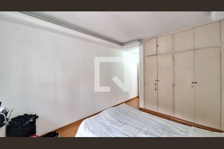 Suíte de casa à venda com 3 quartos, 209m² em Vila Romana, São Paulo