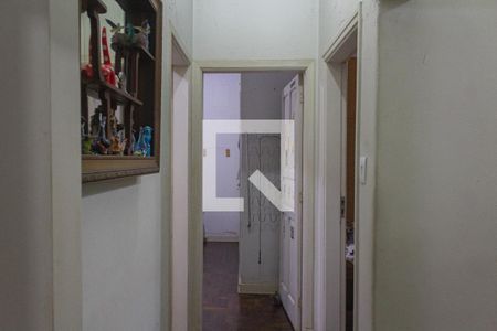 Casa à venda com 540m², 3 quartos e 6 vagas Casa à venda com 540m², 3 quartos e 6 vagasCorredor