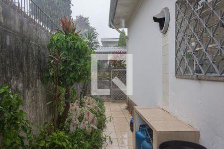 Casa à venda com 540m², 3 quartos e 6 vagas Casa à venda com 540m², 3 quartos e 6 vagasÁrea externa