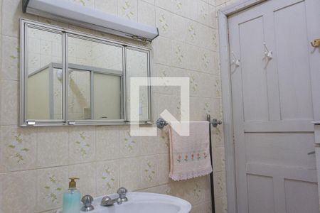 Casa à venda com 540m², 3 quartos e 6 vagas Casa à venda com 540m², 3 quartos e 6 vagasBanheiro 2