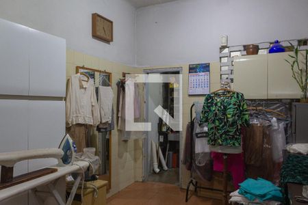 Casa à venda com 540m², 3 quartos e 6 vagas Casa à venda com 540m², 3 quartos e 6 vagasQuarto de Serviço