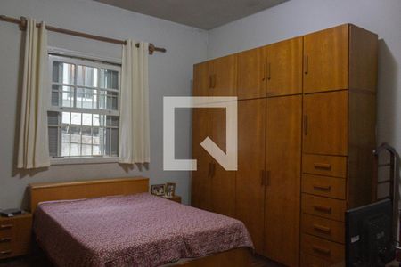 Casa à venda com 540m², 3 quartos e 6 vagas Casa à venda com 540m², 3 quartos e 6 vagasQuarto 2