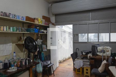 Casa à venda com 540m², 3 quartos e 6 vagas Casa à venda com 540m², 3 quartos e 6 vagasQuarto de Serviço