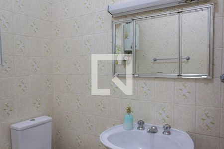 Casa à venda com 540m², 3 quartos e 6 vagas Casa à venda com 540m², 3 quartos e 6 vagasBanheiro 2