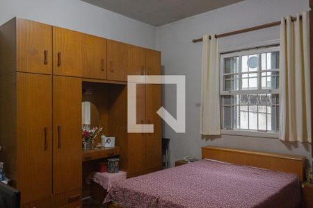 Casa à venda com 540m², 3 quartos e 6 vagas Casa à venda com 540m², 3 quartos e 6 vagasQuarto 2