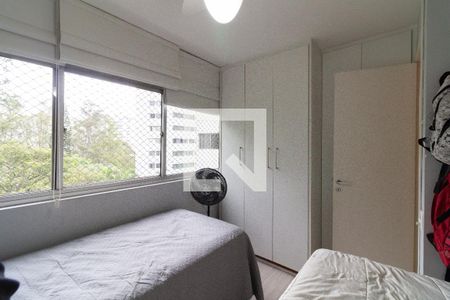 Quarto de apartamento para alugar com 3 quartos, 65m² em Jardim Olympia, São Paulo