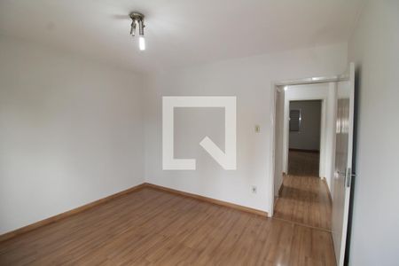 Quarto 2 de casa para alugar com 2 quartos, 150m² em Vila Prado, São Paulo