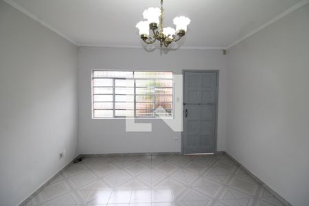 Sala de casa para alugar com 2 quartos, 150m² em Vila Prado, São Paulo