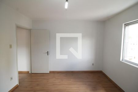 Quarto 2 de casa para alugar com 2 quartos, 150m² em Vila Prado, São Paulo