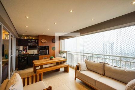 Varanda de apartamento para alugar com 3 quartos, 117m² em Vila Santo Estevão, São Paulo