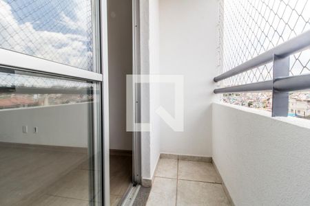 Sacada de apartamento para alugar com 1 quarto, 50m² em Vila Merces, Carapicuíba