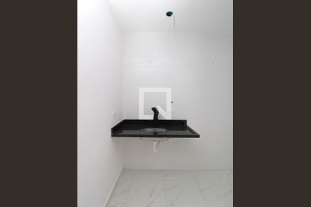 Cozinha de apartamento para alugar com 2 quartos, 45m² em Vila Mazzei, São Paulo