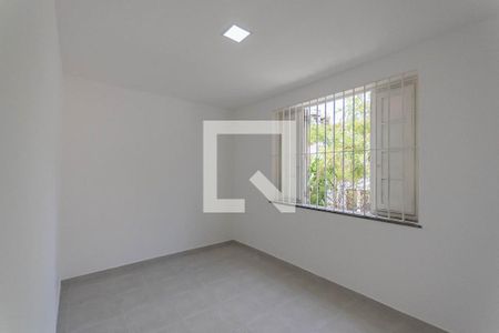 Quarto 1 de apartamento à venda com 3 quartos, 80m² em Grajaú, Rio de Janeiro