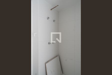 Banheiro de apartamento para alugar com 1 quarto, 27m² em Partenon, Porto Alegre