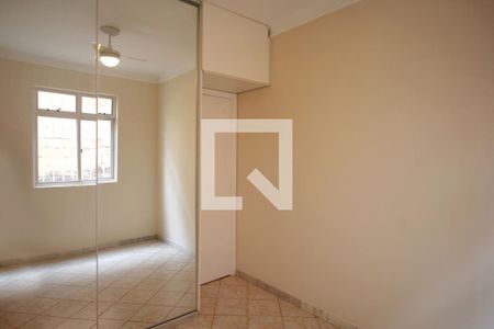 Quarto de apartamento para alugar com 2 quartos, 60m² em Sagrada Família, Belo Horizonte