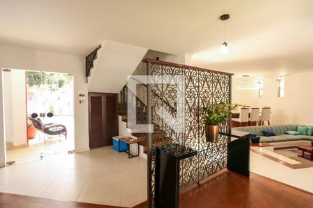 Sala de casa à venda com 3 quartos, 244m² em Jardim Sao Caetano, São Caetano do Sul