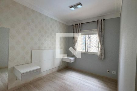 Suíte 1 de apartamento para alugar com 2 quartos, 76m² em Jardim Tupanci, Barueri