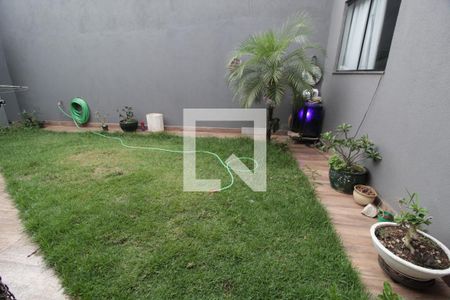 Jardim de casa para alugar com 3 quartos, 180m² em Granada, Uberlândia