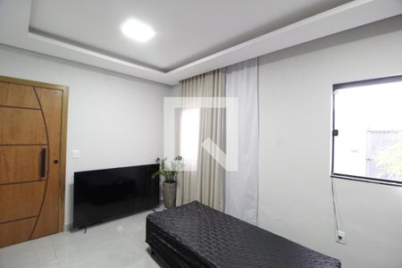 Sala de casa para alugar com 3 quartos, 180m² em Granada, Uberlândia