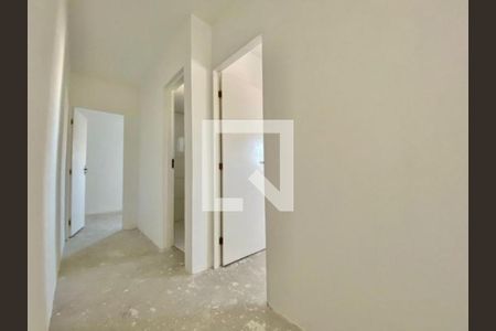 Foto 03 de apartamento à venda com 1 quarto, 40m² em Vila Carmosina, São Paulo