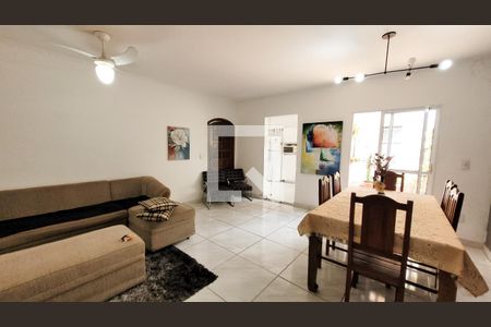 Sala de casa para alugar com 3 quartos, 250m² em Campinas , Campinas