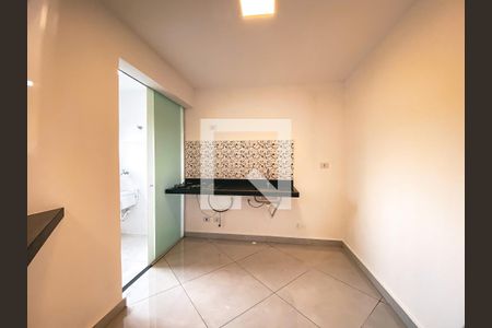 Cozinha de apartamento para alugar com 2 quartos, 55m² em Jardim Rizzo, São Paulo