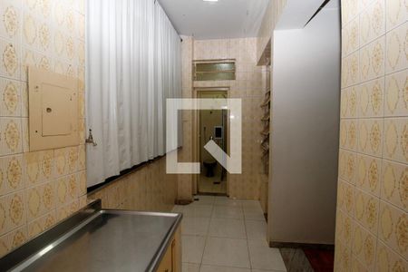 Cozinha de apartamento à venda com 1 quarto, 45m² em Centro, Belo Horizonte