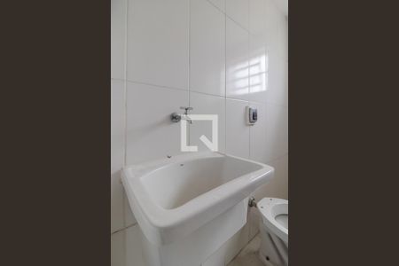 Banheiro de kitnet/studio para alugar com 1 quarto, 45m² em Praia de Belas, Porto Alegre