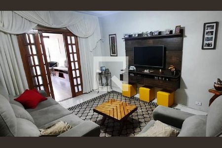 Casa à venda com 170m², 5 quartos e 2 vagasFoto 01