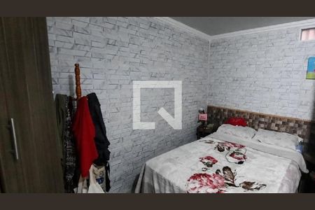 Casa à venda com 170m², 5 quartos e 2 vagasFoto 04