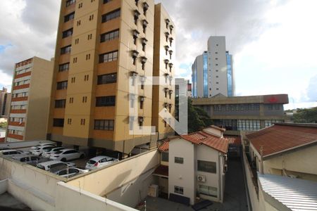 Vista Sala de apartamento à venda com 1 quarto, 50m² em Centro, Campinas