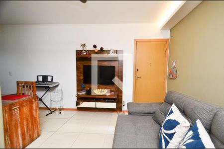 Sala de apartamento à venda com 3 quartos, 69m² em Lagoinha, Belo Horizonte