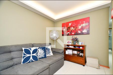 Sala de apartamento à venda com 3 quartos, 69m² em Lagoinha, Belo Horizonte