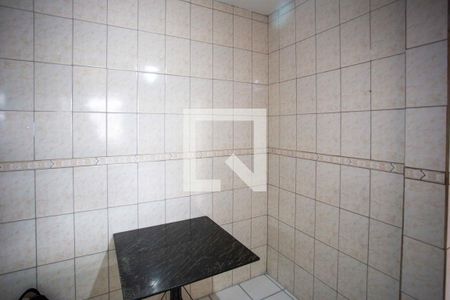 Cozinha de casa para alugar com 1 quarto, 40m² em Conjunto Residencial Sanko, Diadema