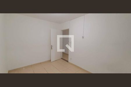 Suíte de casa para alugar com 3 quartos, 130m² em Jardim Sindona, Osasco