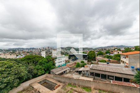 sala de apartamento para alugar com 3 quartos, 139m² em Estrela do Oriente, Belo Horizonte