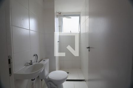 Banheiro de apartamento para alugar com 2 quartos, 42m² em Mato Grande, Canoas