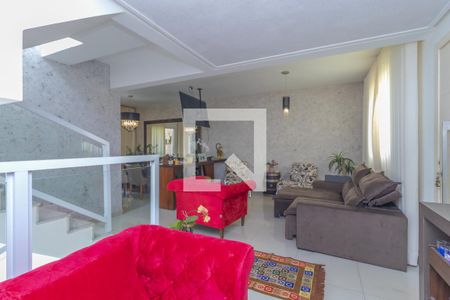 Sala de casa de condomínio à venda com 5 quartos, 225m² em Vila Madeira, Nova Lima