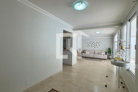 Sala de casa de condomínio à venda com 3 quartos, 317m² em Alphaville, Santana de Parnaíba