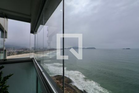 Vista de apartamento para alugar com 4 quartos, 184m² em Morro do Maluf, Guarujá