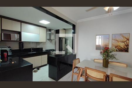 Sala de apartamento à venda com 3 quartos, 90m² em Grajaú, Belo Horizonte