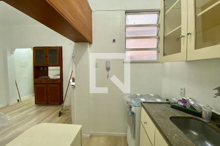 Cozinha de apartamento para alugar com 1 quarto, 22m² em Catete, Rio de Janeiro