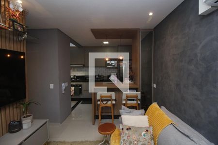 Sala de TV de casa de condomínio para alugar com 2 quartos, 68m² em Vila Carrão, São Paulo