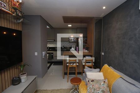 Sala de TV de casa de condomínio para alugar com 2 quartos, 68m² em Vila Carrão, São Paulo