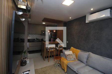 Sala de TV de casa de condomínio para alugar com 2 quartos, 68m² em Vila Carrão, São Paulo