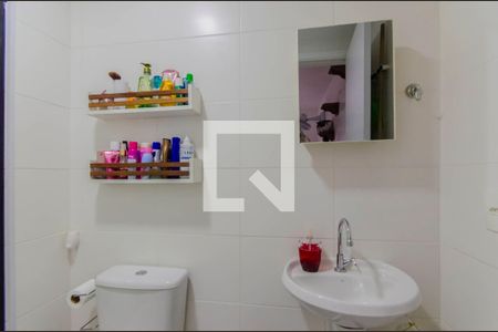 Banheiro de apartamento para alugar com 1 quarto, 32m² em Cambuci, São Paulo